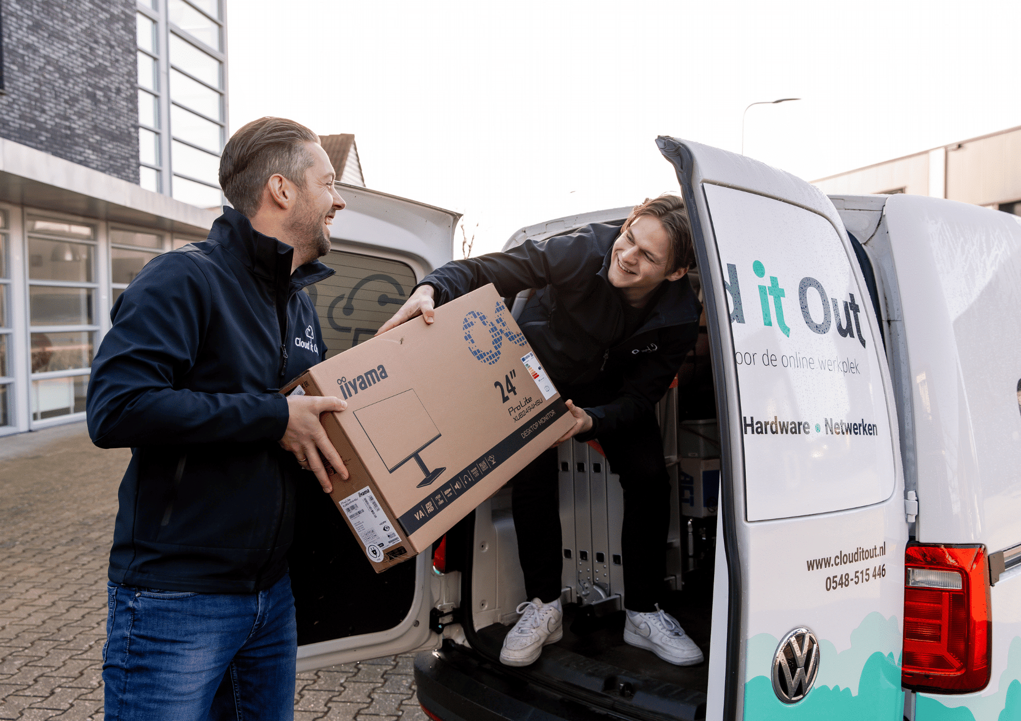 Schermen of randapparatuur nodig voor jouw werkplek?